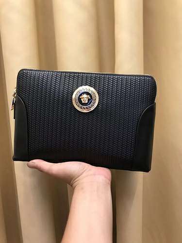 Picture of Versace Wallets _SKUfw140330370fw